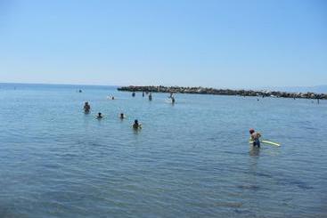 관광객 아파트 Hercules Sea Front Studios