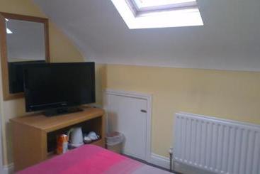 בית מלון כפרי All Seasons Belfast