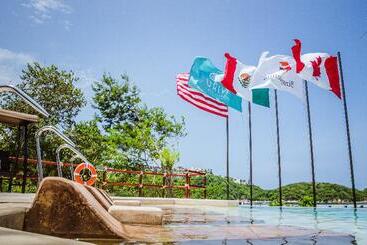 호텔 Binniguenda Huatulco & Beach Club