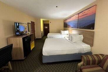 فندق Days Inn & Suites By Wyndham Eunice