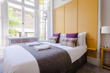 فندق Regency House