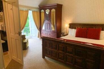 酒店 St Benets Abbey B&b