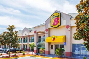 فندق Super 8 By Wyndham Stafford