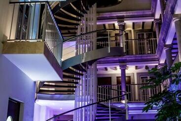 호텔 The Jonathon Boutique