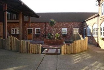 ホテル The Old Stables Guest house