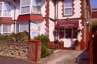 هتل Trevali Guest House