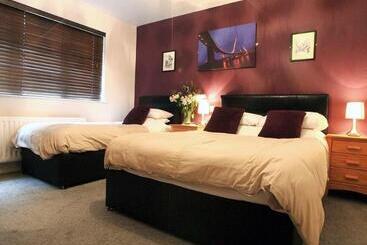 Abbey Bed And Breakfast