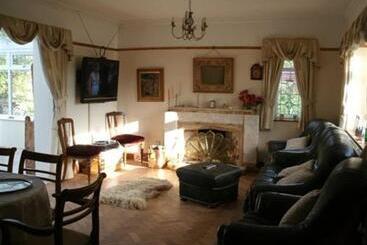 Ebborways Farm Bed And Breakfast