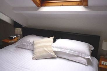 تختخواب و صبحانه Rainbow Lodge Guest House