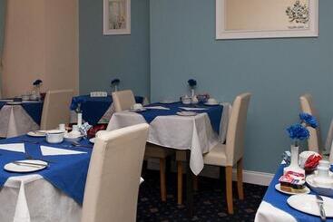 تختخواب و صبحانه The Belmont