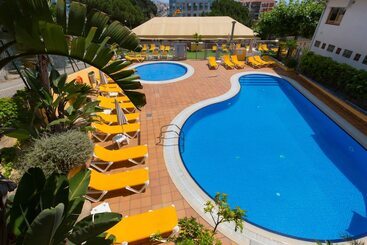 Camping Bungalows El Far