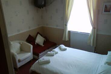 酒店 Brampton Guest House