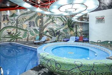 酒店 Suites Inn La Muralla Metepec