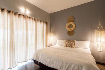 هتل The Banyan Soul