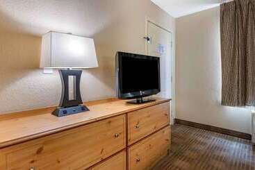 酒店 Extended Stay America Select Suites   Jacksonville   Southside   St Johns Towne Ctr