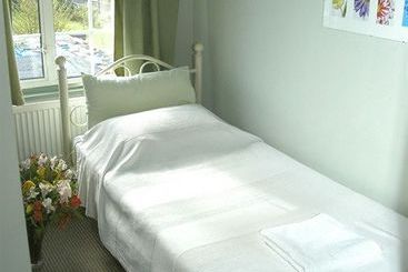 בית מלון כפרי Furnival Lodge - Guest House