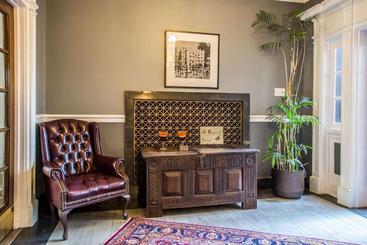 هتل Margarita European Inn, Ascend  Collection