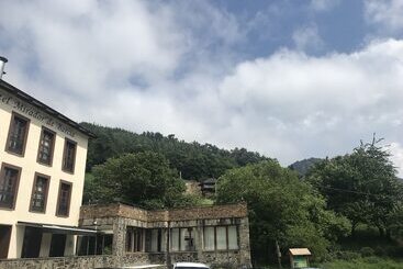 בית מלון כפרי Mirador De Barcia