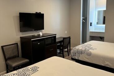 בית מלון כפרי Moonlite Inn