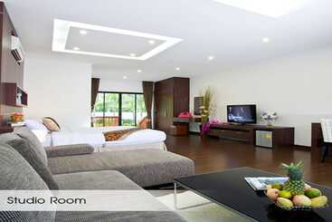 Hotel Rawai Grand House  Sha Plus