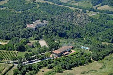 Сельский отель Agriturismo Antico Borgo Poggitazzi
