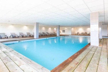 Отель Vacanceole Le Domaine Du Mont Mont St Michel