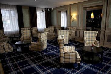 Manhattan Hotel Astana