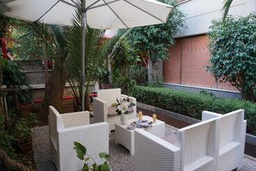 Marbela Apartments & Suites