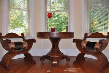 Wayne Bed & Breakfast Inn