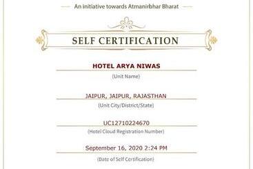 ホテル Arya Niwas