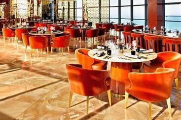 בית מלון כפרי Bilgah Beach