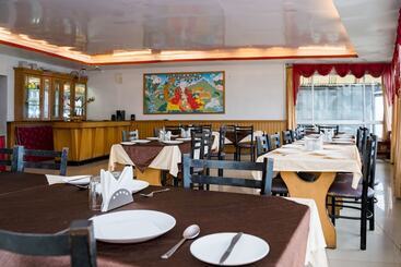 酒店 Doma Residency