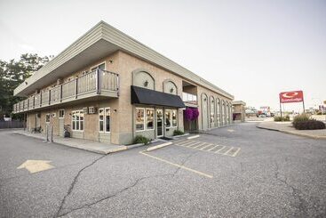 فندق Econo Lodge