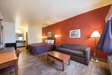 Отель Lone Star Inn And Suites Victoria