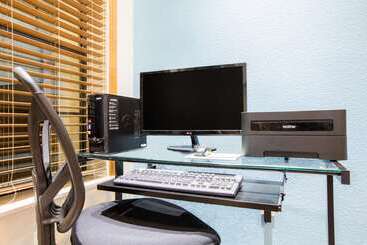 酒店 Days Inn & Suites By Wyndham Big Spring