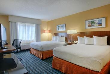 ホテル Fairfield Inn & Suites Jacksonville Airport