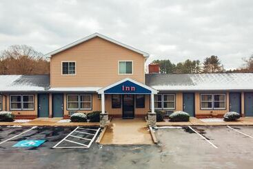 فندق Quiet Corner Inn