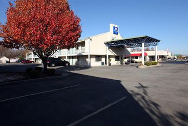 هتل Value Inn & Suites