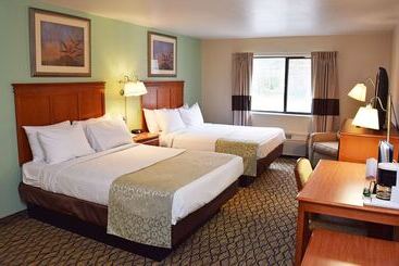 Beachfront Hotel Houghton Lake