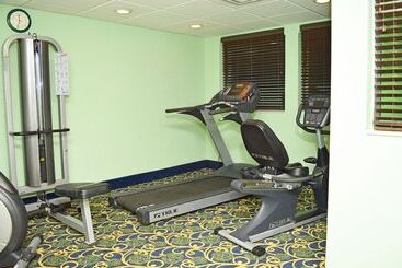 Beachfront Hotel Houghton Lake