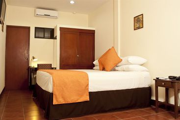 فندق Las Mercedes Leon