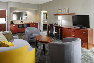 هتل Courtyard By Marriott Pittsburgh Shadyside