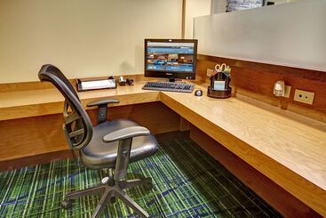 فندق Stones River Inn & Suites