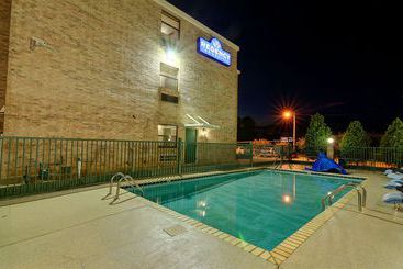 هتل Regency Inn & Suites Biloxi