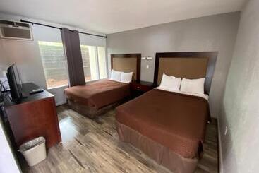 فندق Tarpon Inn