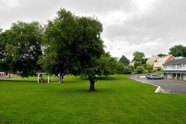 Szálloda The Cardinal Inn