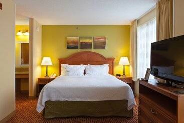 Отель Towneplace Suites Wilmington Newark/christiana
