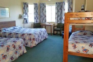 مُتل Great Lakes Inn