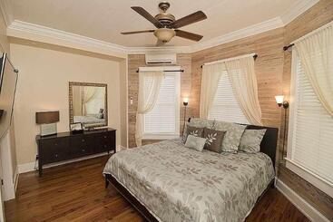 مبيت وإفطار Ambrosia Key West