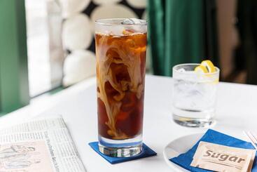 هتل Courtyard By Marriott Stamford Downtown